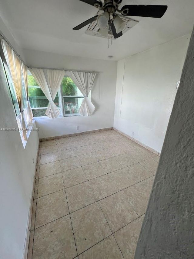 705-713 NE 3rd St, Unit 1-9, Hallandale Beach, FL 33009 Photo