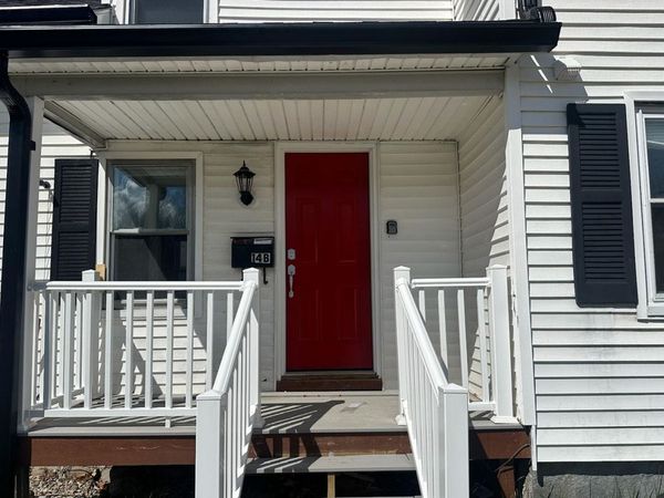 14 Winter Street, Plymouth, NH 03264