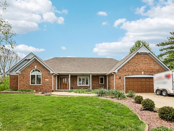 950 Silver Hill Lane, Greenwood, IN 46142