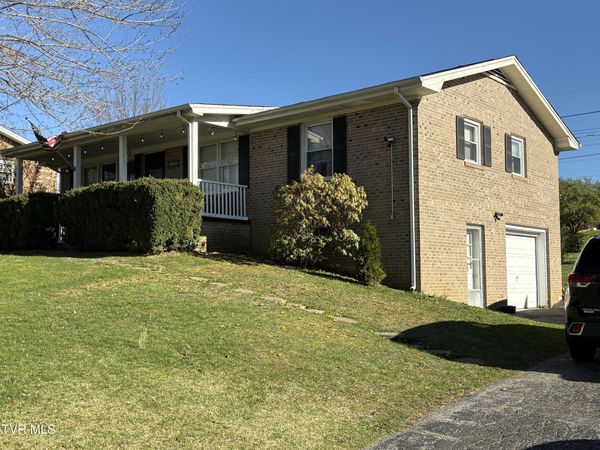 19324 Woodland Hills Road, Abingdon, VA 24210