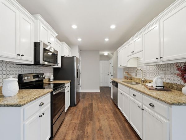 1885 Natures Way, Gulf Breeze, FL 32563