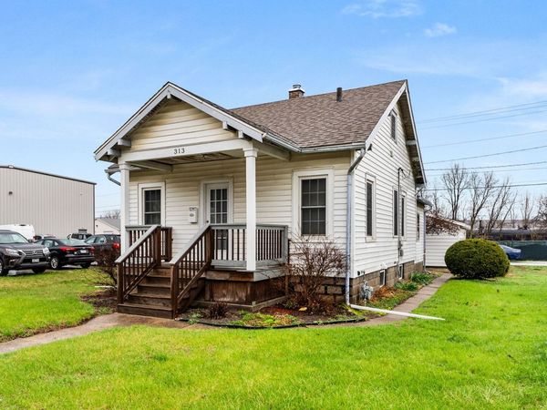 313 1st Avenue , Silvis, IL 61282