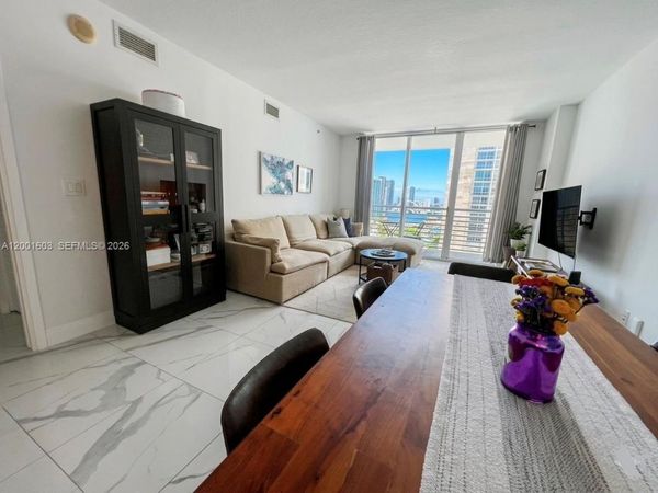 335 S Biscayne Blvd , Unit 3300, Miami, FL 33131