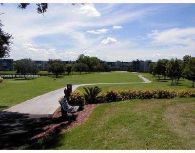 1701 Whitehall Dr, Unit 403, Davie, FL 33324 Photo