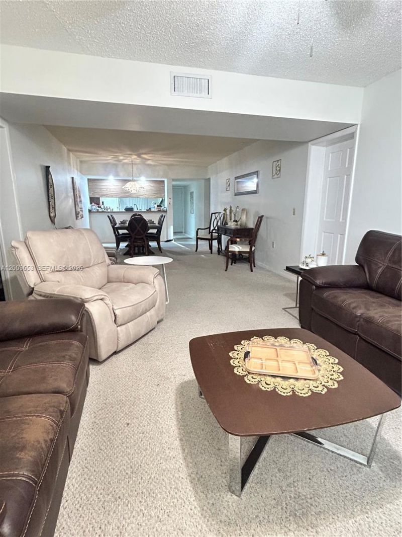 1701 Whitehall Dr, Unit 403, Davie, FL 33324 Photo