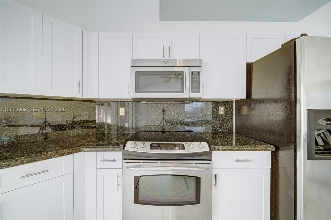 2924 NW 99th Pl , Doral, FL 33172 Photo