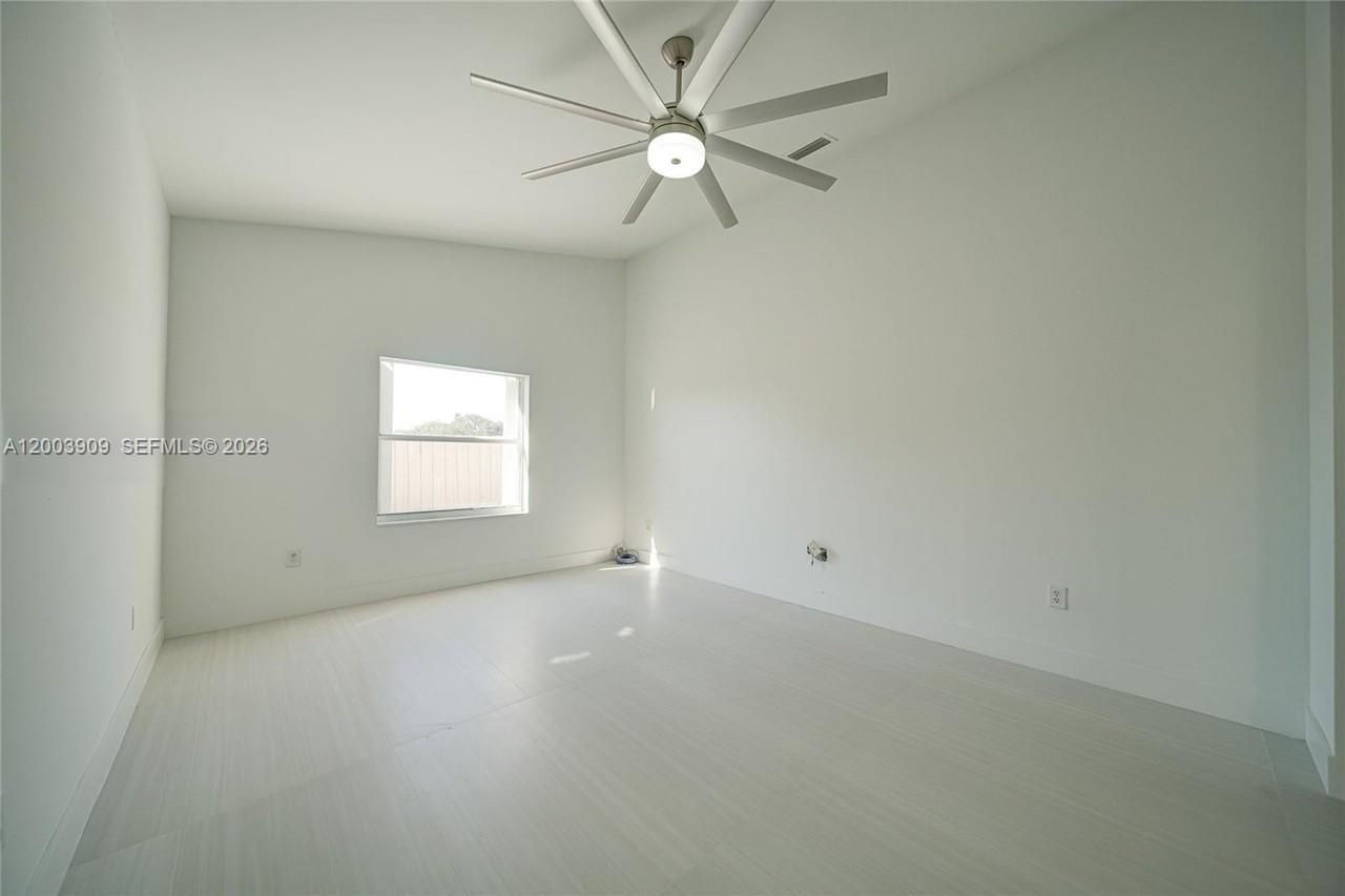 2924 NW 99th Pl , Doral, FL 33172 Photo