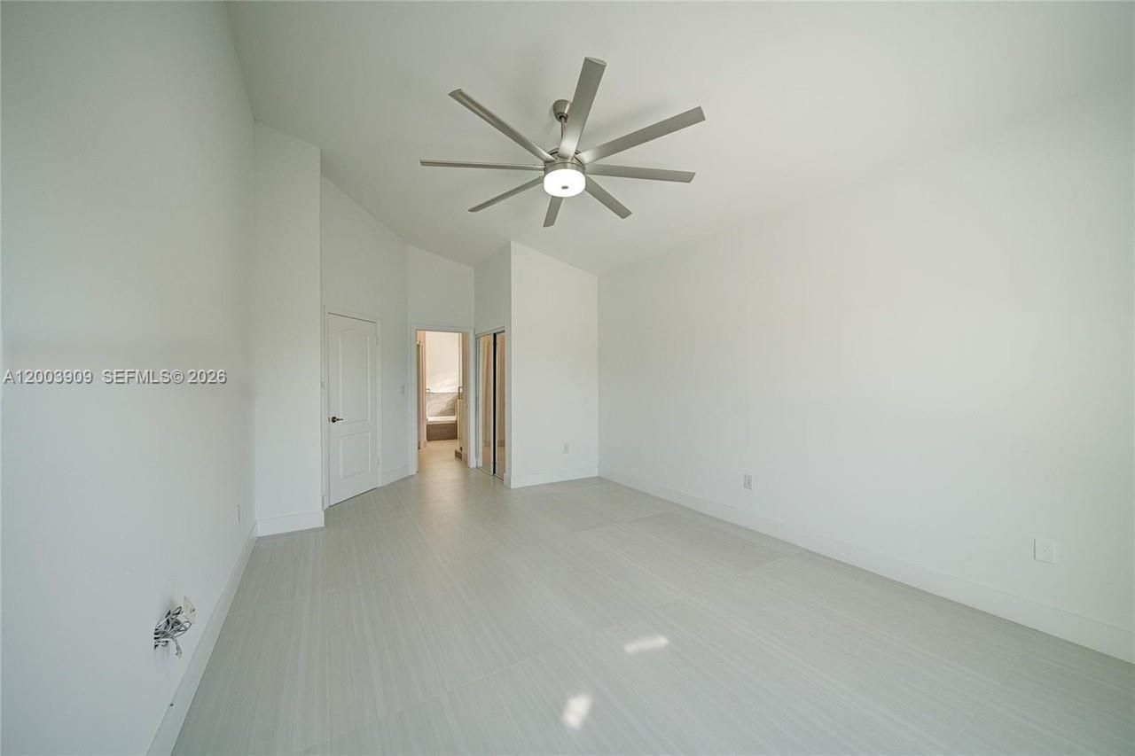 2924 NW 99th Pl , Doral, FL 33172 Photo