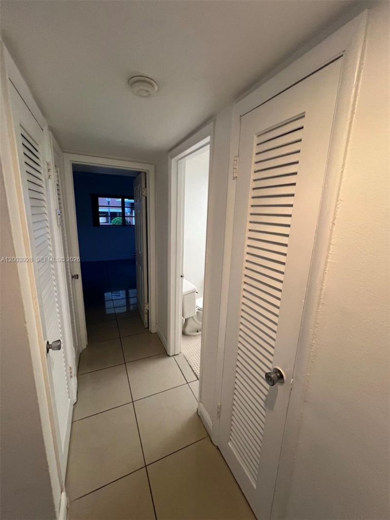 7324 SW 82nd St , Unit B210, Miami, FL 33143 Photo