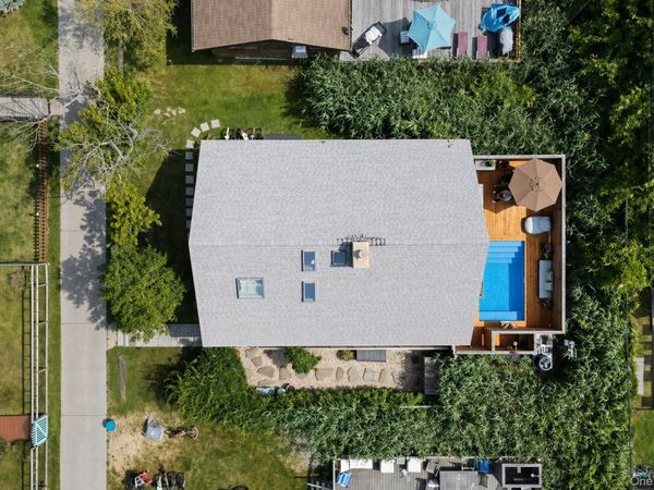 17 Bungalow Walk, Ocean Beach, NY 11770