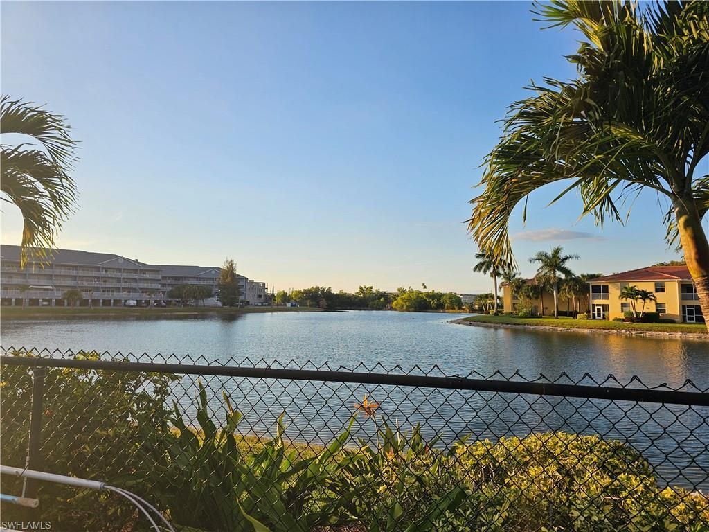 4104 Bellasol Cir, Unit 1312, Fort Myers, FL 33916 Photo