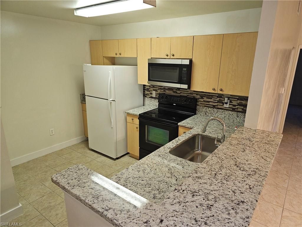 4104 Bellasol Cir, Unit 1312, Fort Myers, FL 33916 Photo