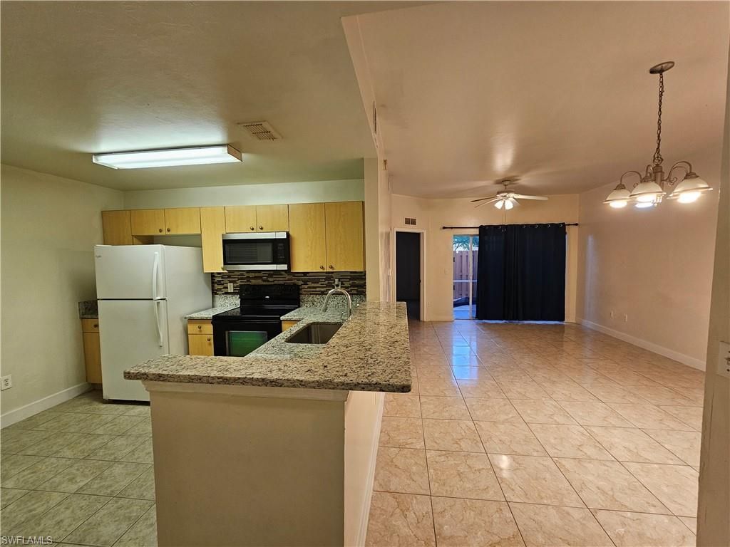 4104 Bellasol Cir, Unit 1312, Fort Myers, FL 33916 Photo