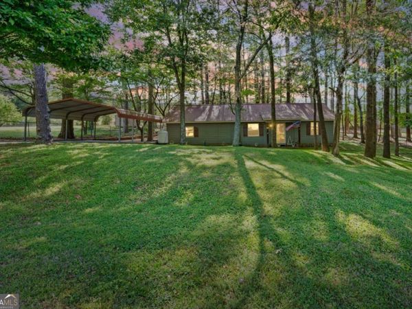 704 Johnson Road SE, Adairsville, GA 30103
