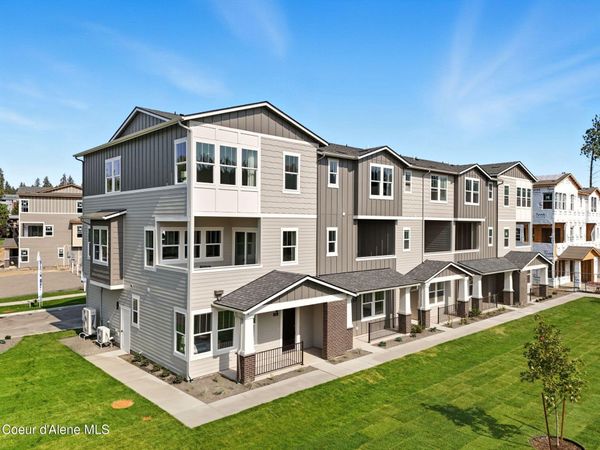 3232 N Grandmill LN , Unit 101, Coeur d'Alene, ID 83814