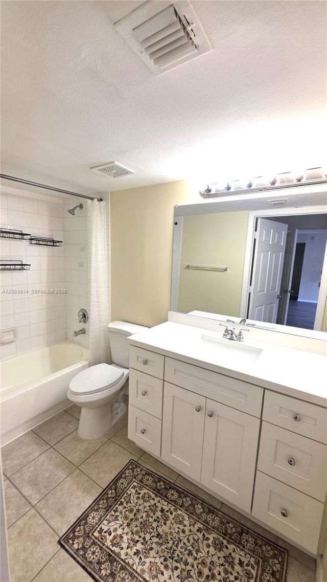 5051 Wiles Rd , Unit 201, Coconut Creek, FL 33073 Photo