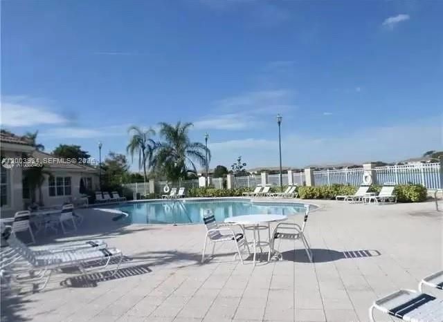 5051 Wiles Rd , Unit 201, Coconut Creek, FL 33073 Photo