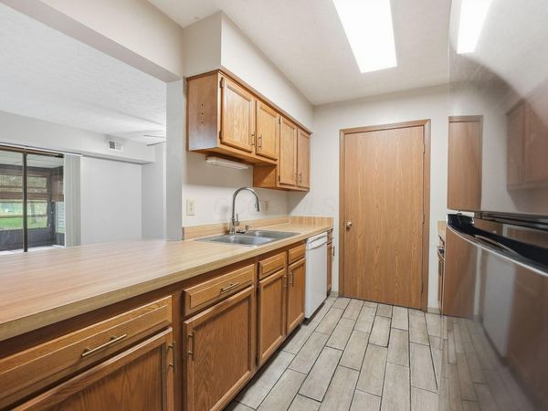 5970 Sharon Woods 100 Bl Boulevard , Unit # 100, Columbus, OH 43229