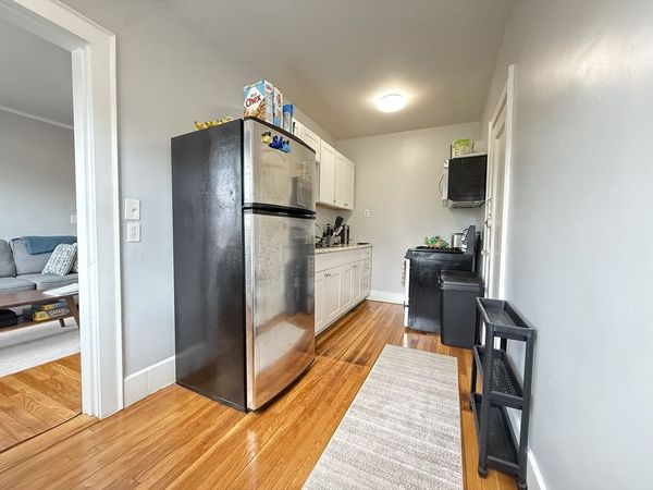 20-22 Concord Ave, Unit 15, Cambridge, MA 02138