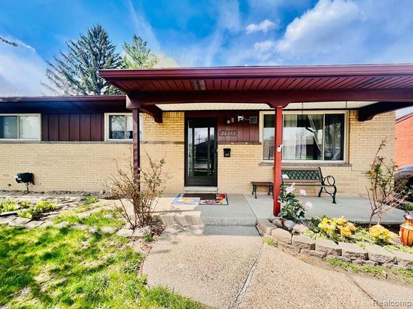 26373 Curie Avenue, Warren, MI 48091