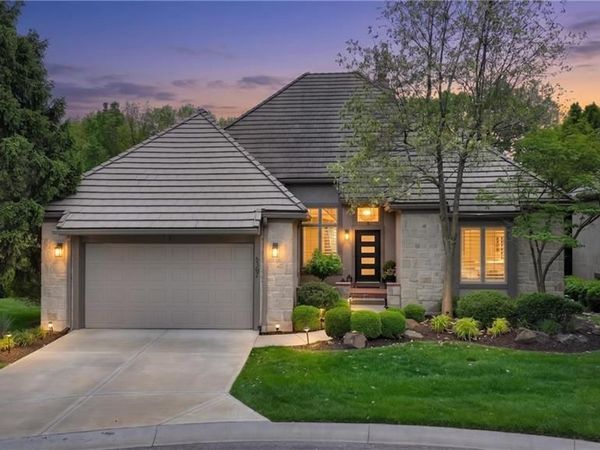 5307 W 124th Court, Leawood, KS 66209