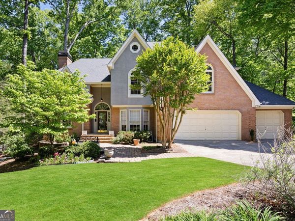 5616 Forkwood Drive NW, Acworth, GA 30101