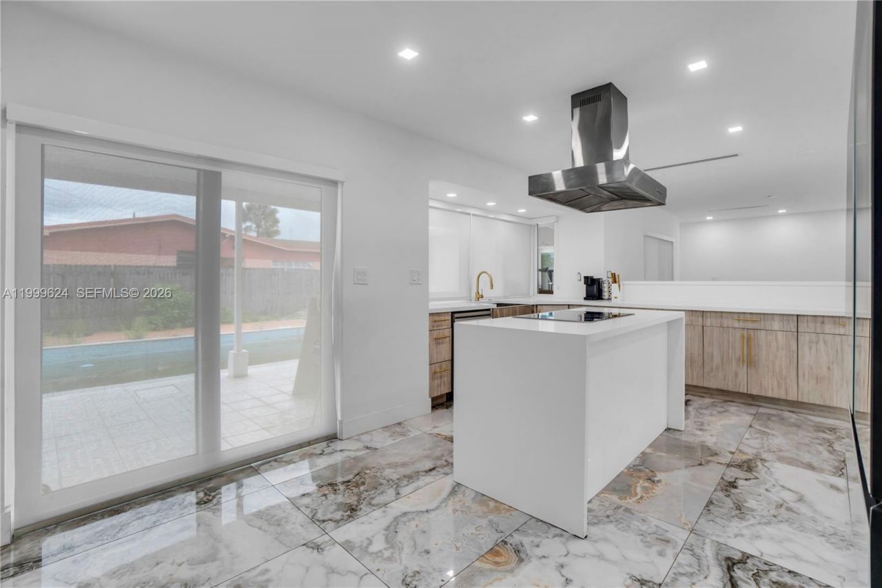 3617 Bahama Dr, Miramar, FL 33023 Photo
