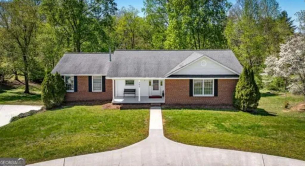 380 Lavista Drive, Blue Ridge, GA 30513 Main Photo