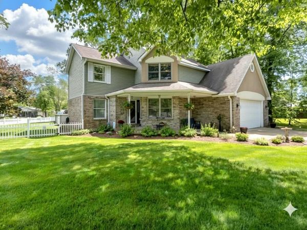 65 Deep River Drive , Hobart, IN 46342