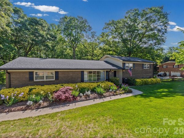 1914 N New Hope Road , Gastonia, NC 28054