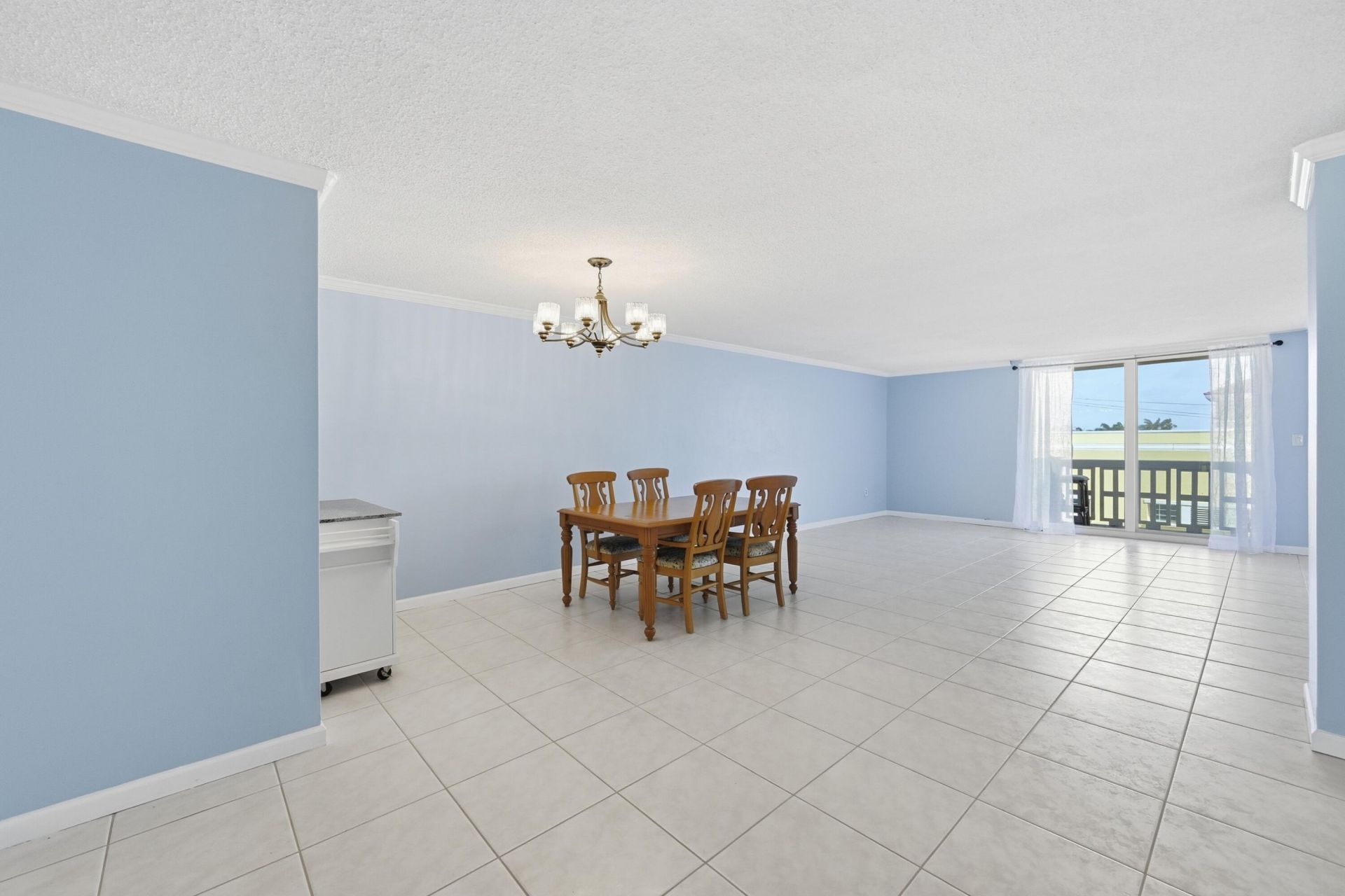 801 S Ocean Drive, Unit 404, Hollywood, FL 33019 Photo
