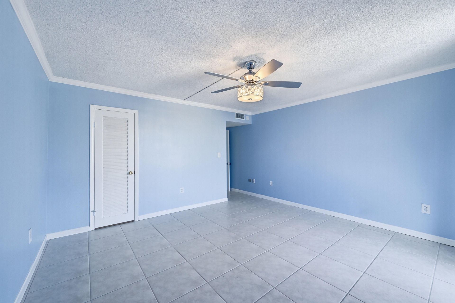 801 S Ocean Drive, Unit 404, Hollywood, FL 33019 Photo