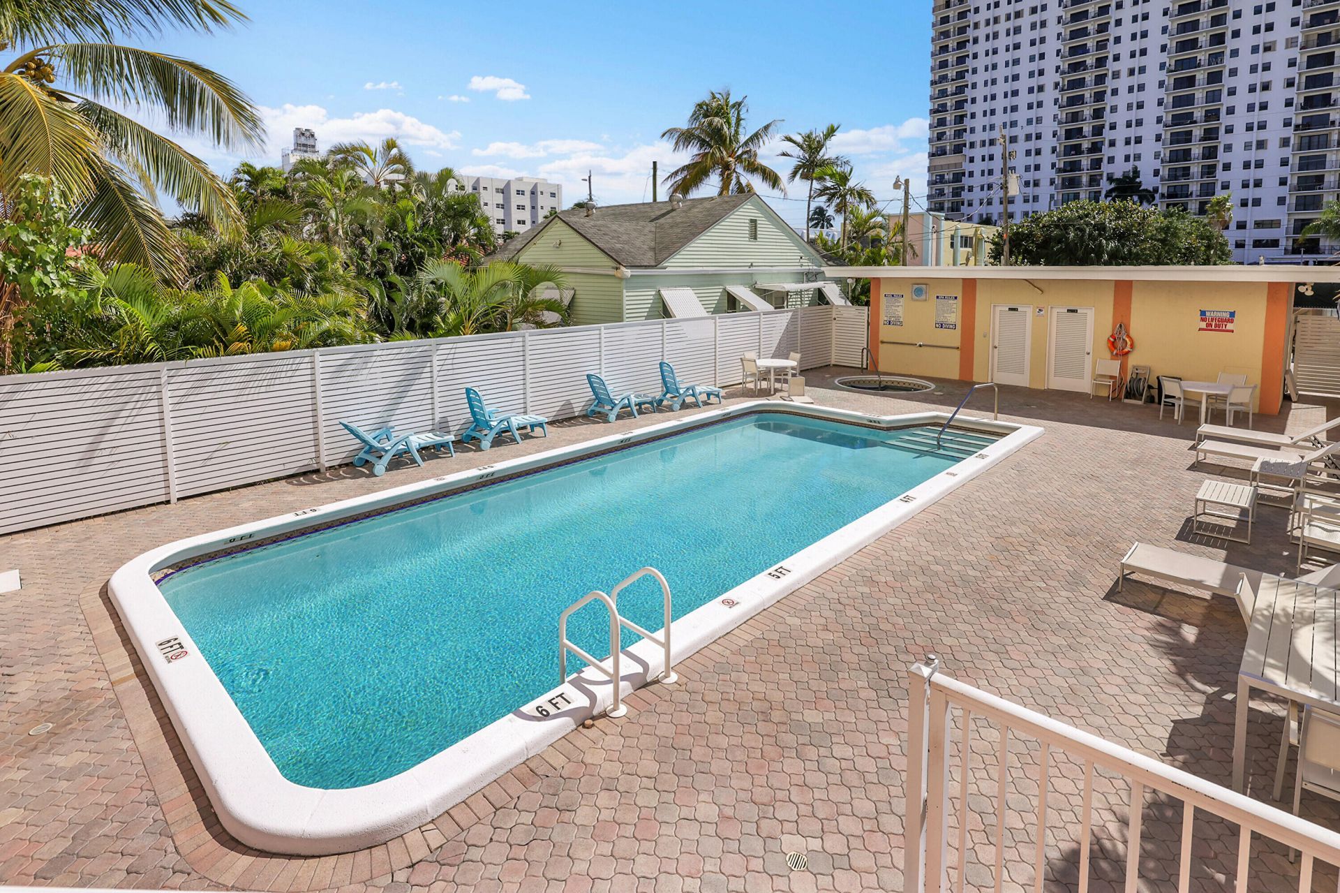 801 S Ocean Drive, Unit 404, Hollywood, FL 33019 Photo