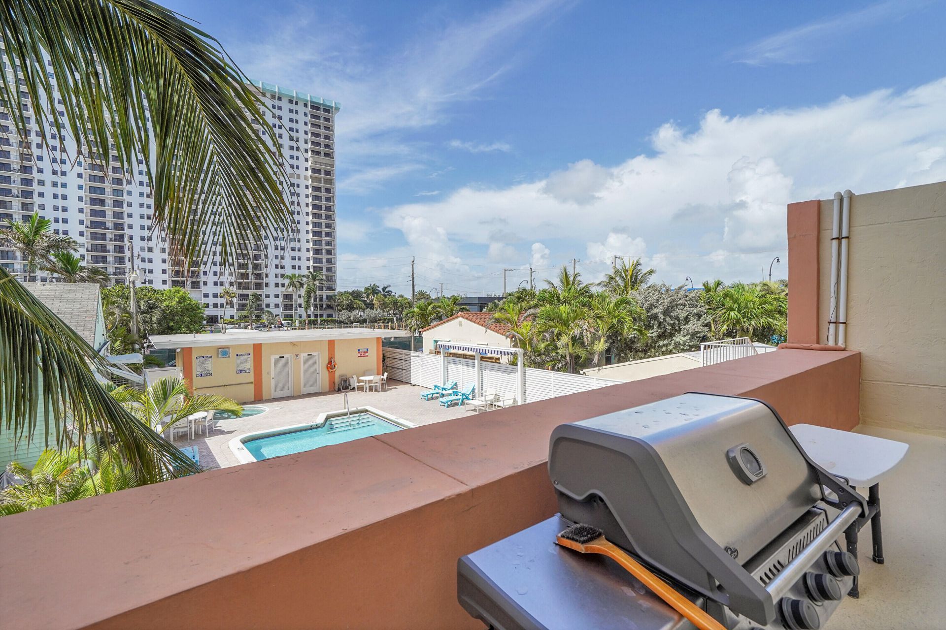 801 S Ocean Drive, Unit 404, Hollywood, FL 33019 Photo