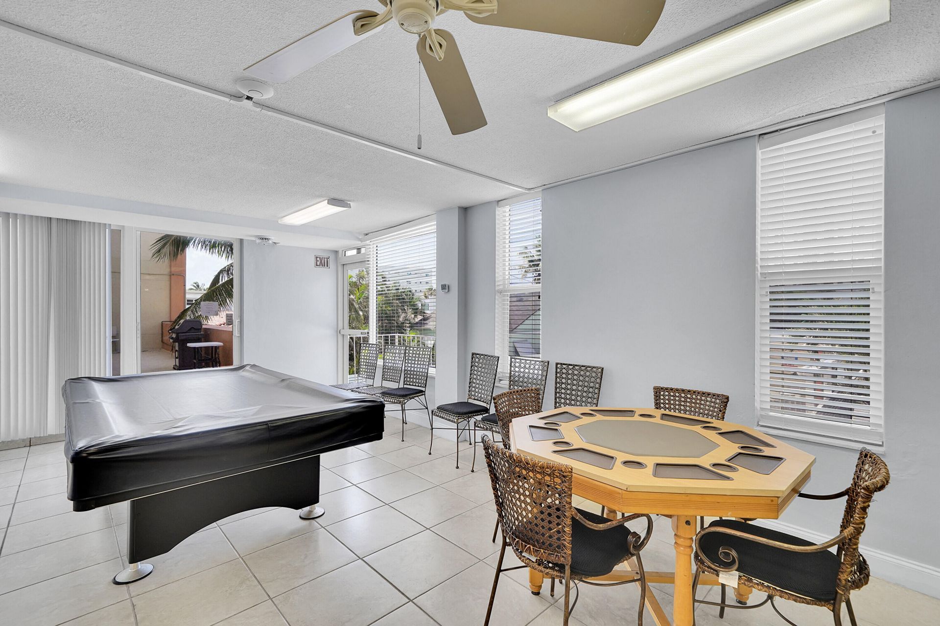 801 S Ocean Drive, Unit 404, Hollywood, FL 33019 Photo