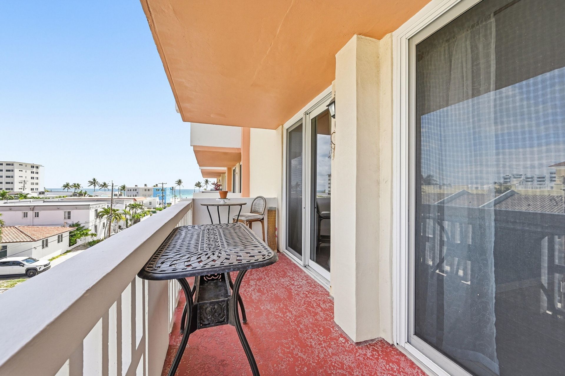 801 S Ocean Drive, Unit 404, Hollywood, FL 33019 Photo