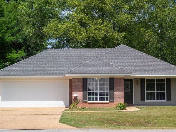 278 Thornton, Columbus, MS 39702