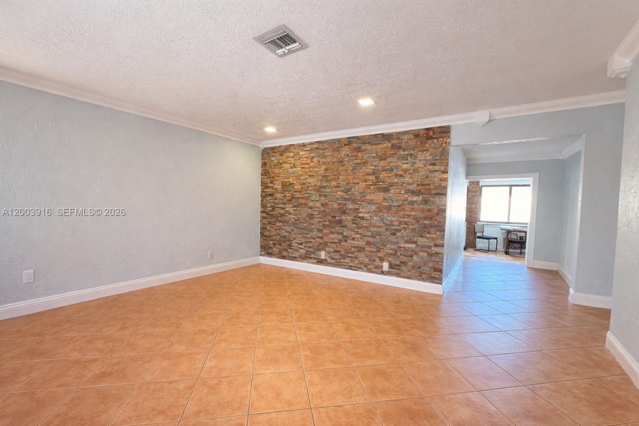 5521 SW 132nd Ave , Miami, FL 33175 Photo