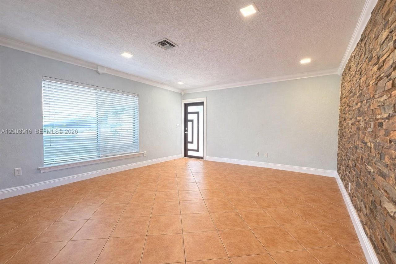 5521 SW 132nd Ave , Miami, FL 33175 Photo