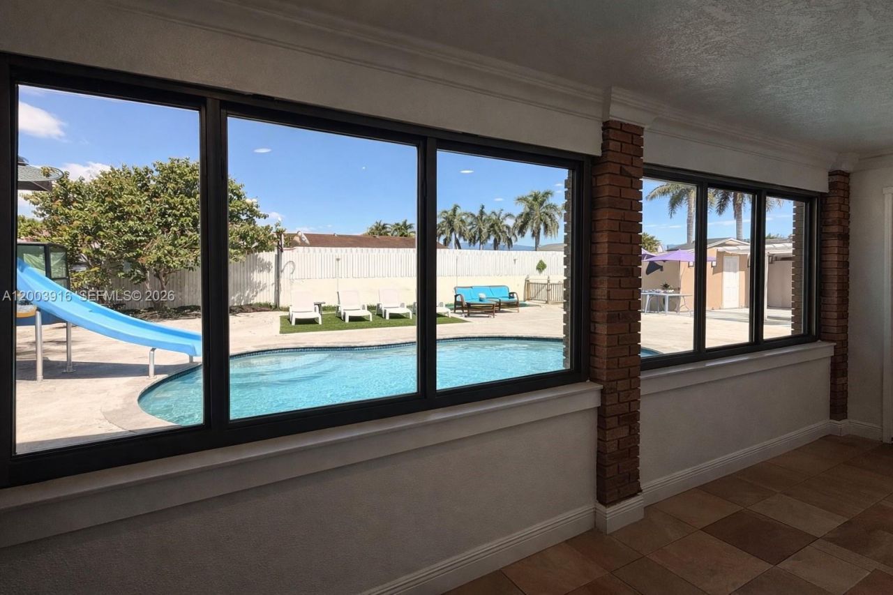 5521 SW 132nd Ave , Miami, FL 33175 Photo