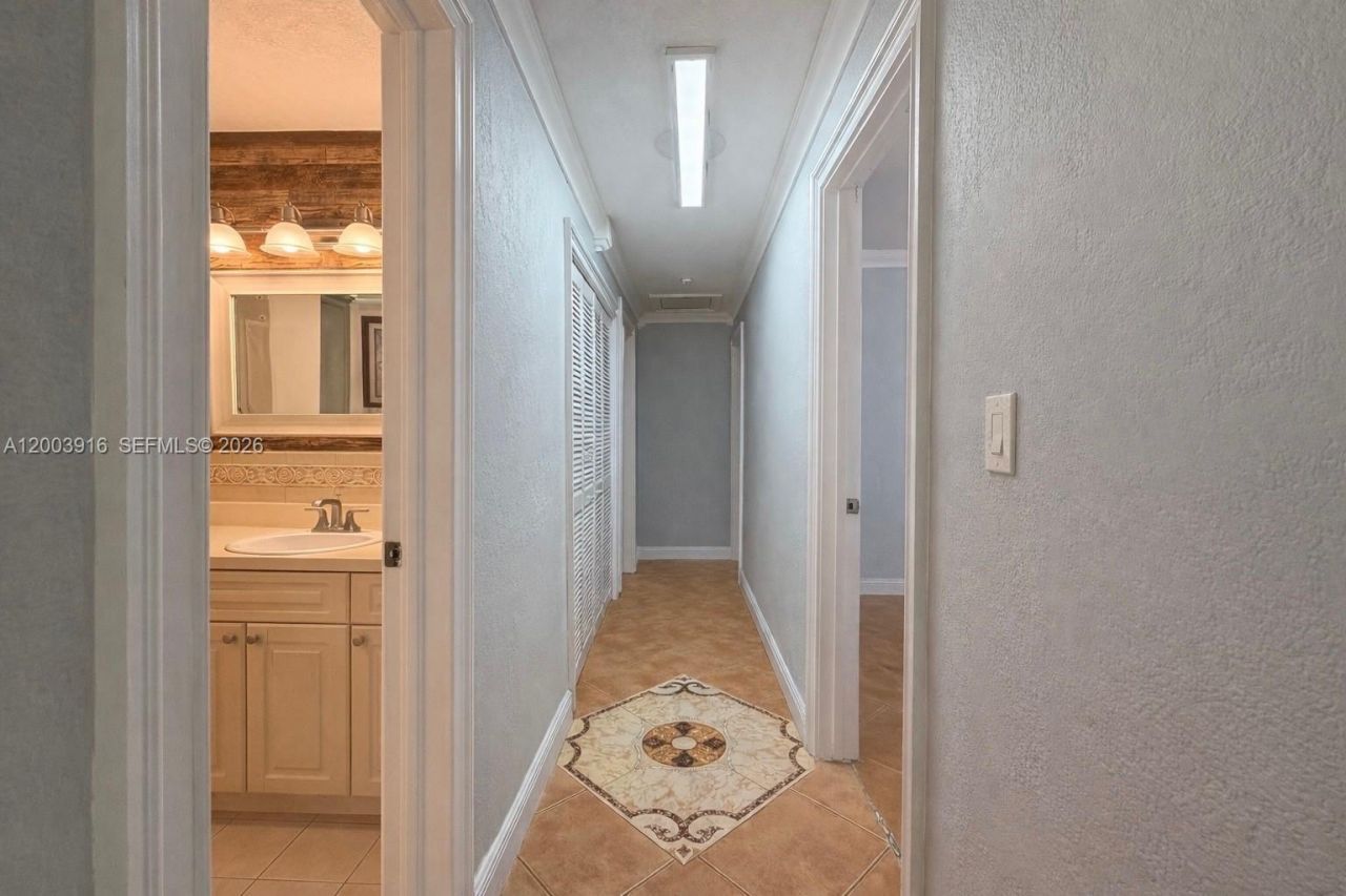 5521 SW 132nd Ave , Miami, FL 33175 Photo