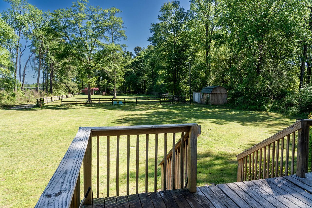 4892 State Road Photo 26