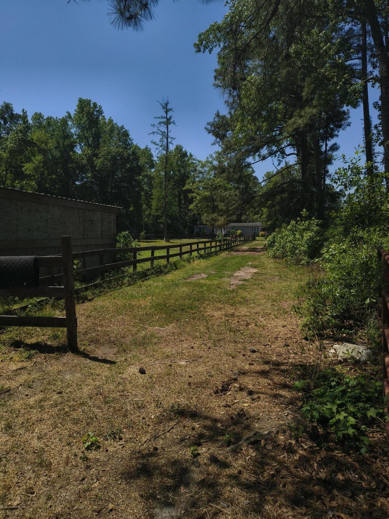 4892 State Road Photo 32