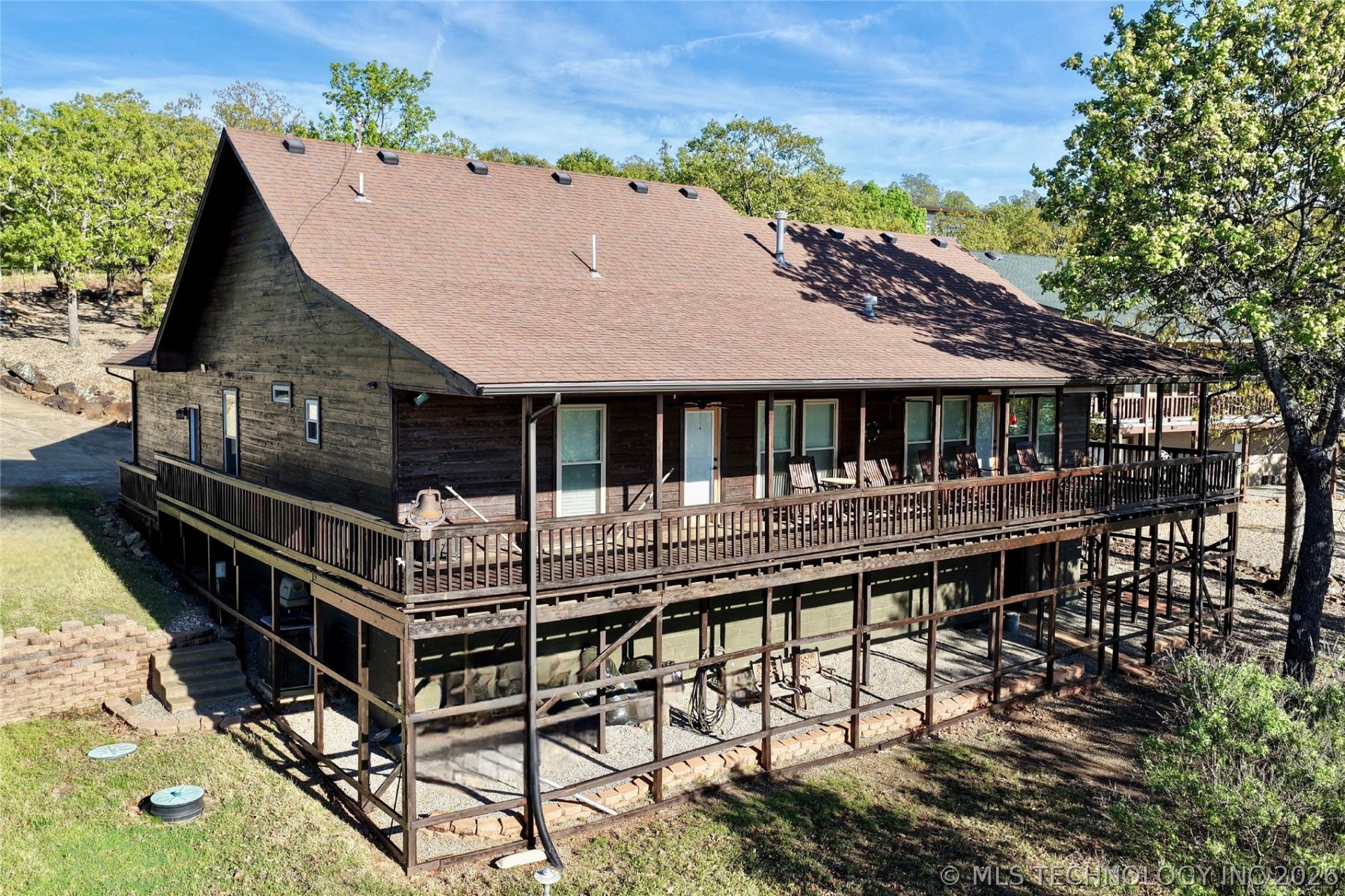 173 Cherokee Drive, Eufaula, OK 74462 Main Photo