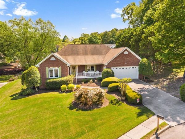 409 Amanda Way, Rocky Face, GA 30740