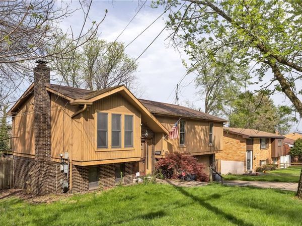 125 Shenandoah Dr , Pittsburgh, PA 15235