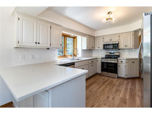 5619 Dunlap Avenue N, Shoreview, MN 55126