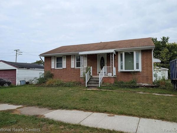263 N Walnut Street, Mt. Clemens, MI 48043