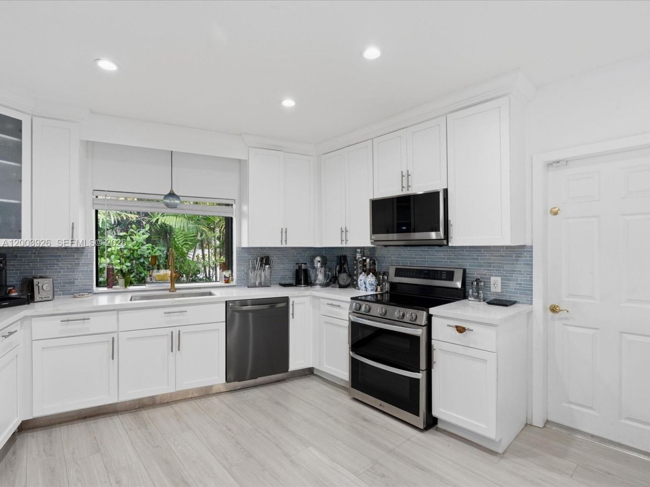 5000 Riviera Dr, Coral Gables, FL 33146 Photo