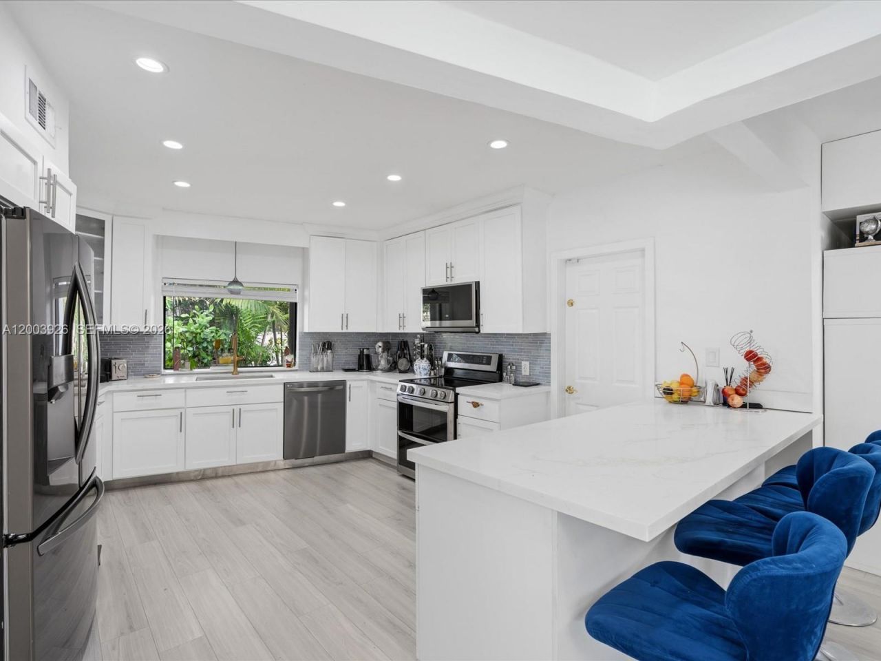 5000 Riviera Dr, Coral Gables, FL 33146 Photo